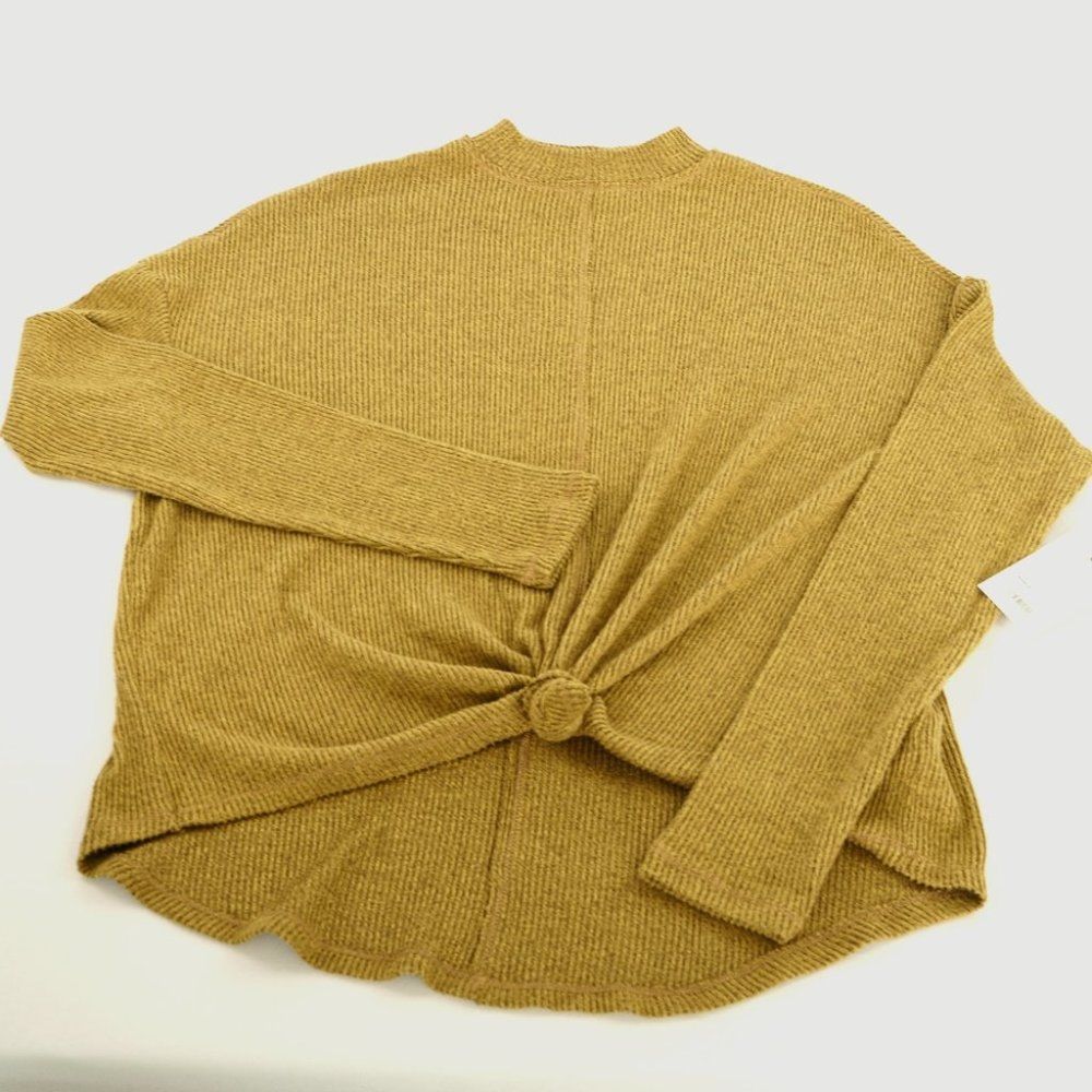 SO Women's Cozy Canvas Junior Knit Top V -neck Sweater SIZE S | NEW - Picture 1 of 5